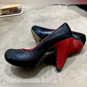 IRREGULAR CHOICE metallic blue and red pumps
